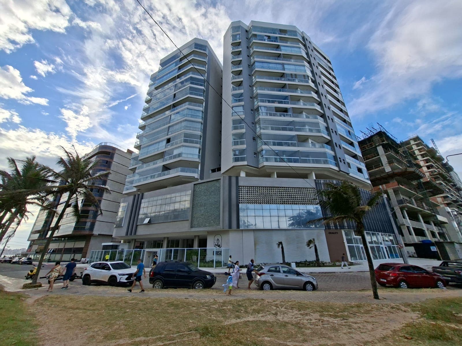 Apartamento de 3 quartos de frente para a Praia da Cerca em Guarapari — foto 2