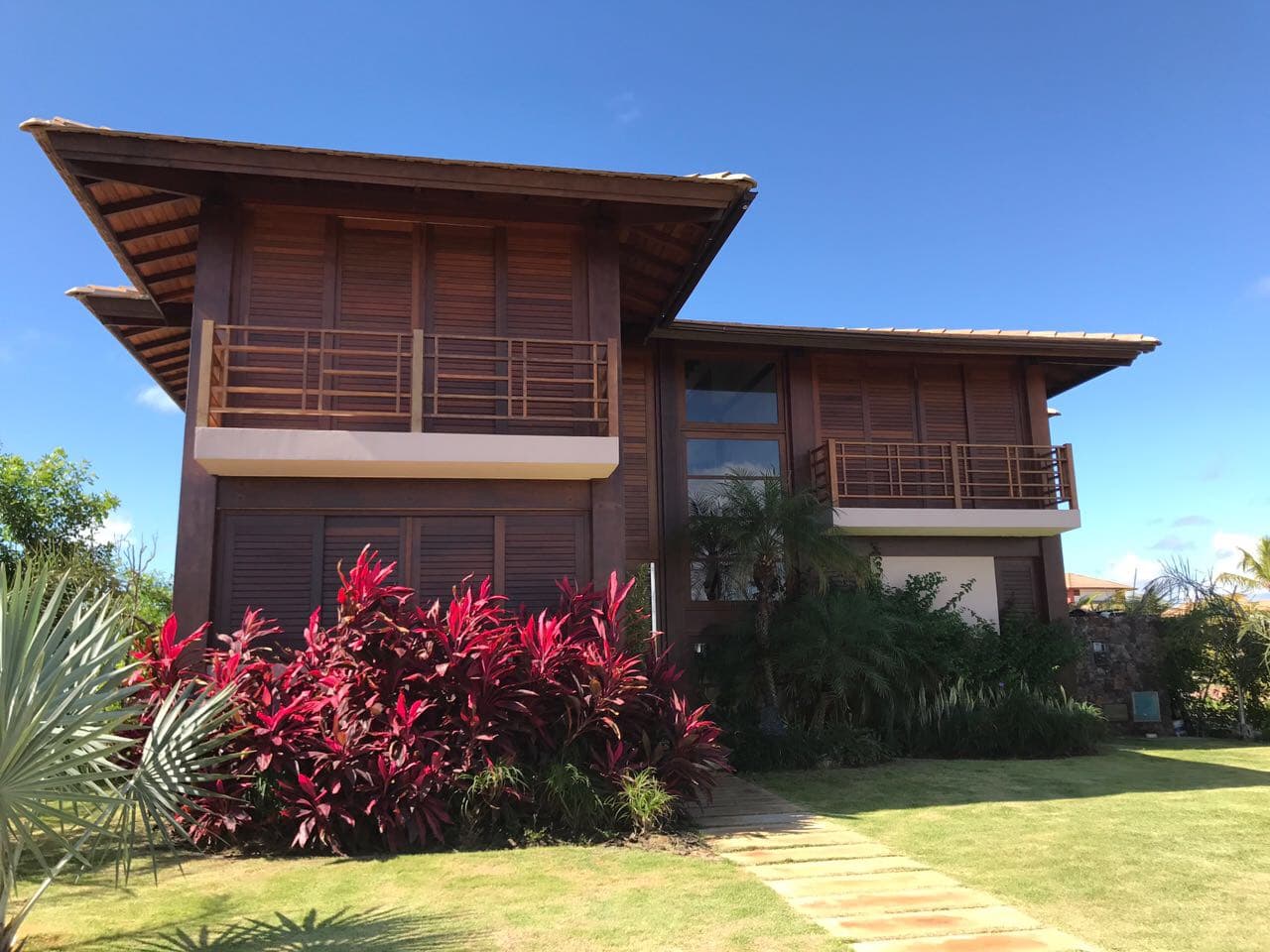 Casa no melhor Condomínio na Praia do Forte - BA com Acesso Exclusivo  á praia Piscinas Naturais. — foto 3