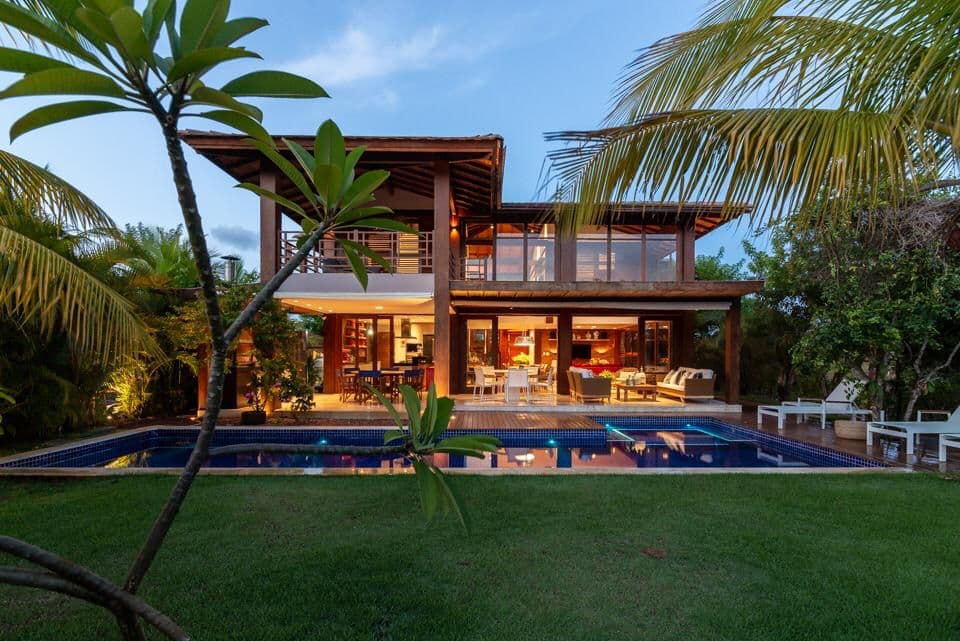 Casa no melhor Condomínio na Praia do Forte - BA com Acesso Exclusivo  á praia Piscinas Naturais.