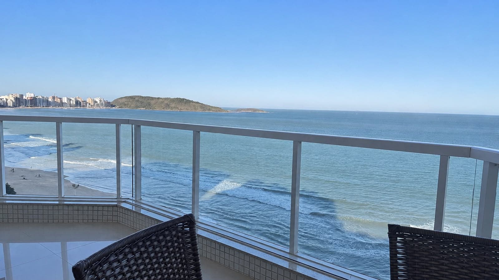 APARTAMRNTO VISTA MAR NA PRAIA DO MORRO/GUARAPARI-ES
